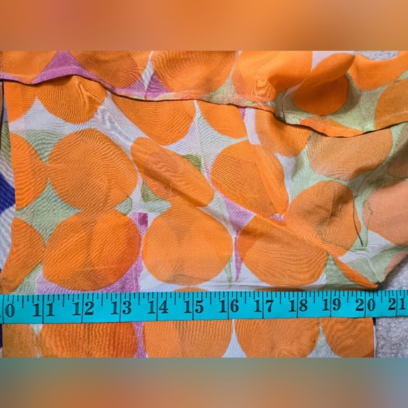 TIGER OF SWEDEN 100% Silk Circle Pattern Blouse. Size 36/ Small - Picture 15 of 16